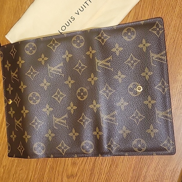 Louis Vuitton Monogran Canvas Porte Tresor International Wallet - Picture 4 of 16